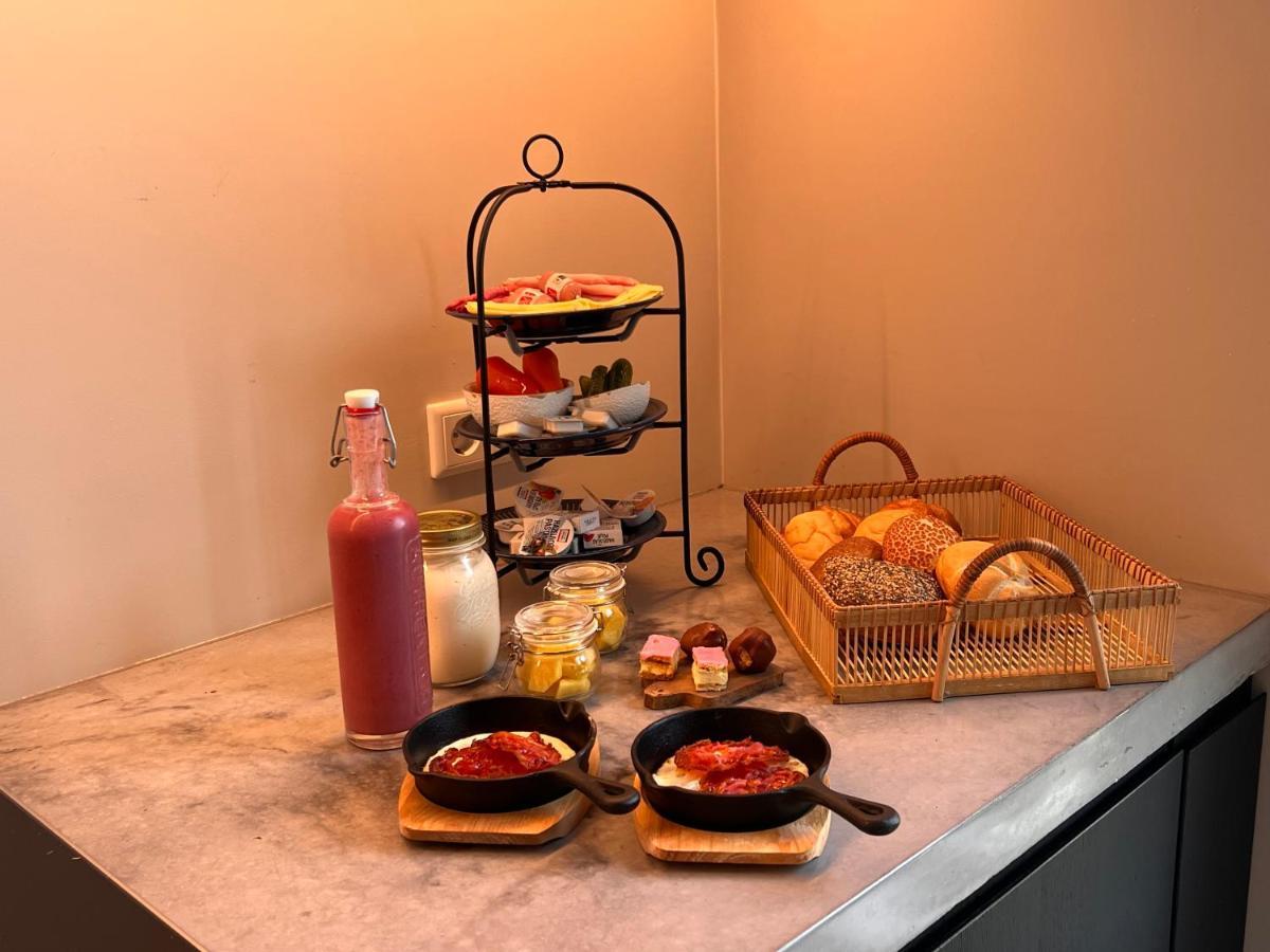 Bb Aan De Zuyderzee Bed & Breakfast Bunschoten Ngoại thất bức ảnh